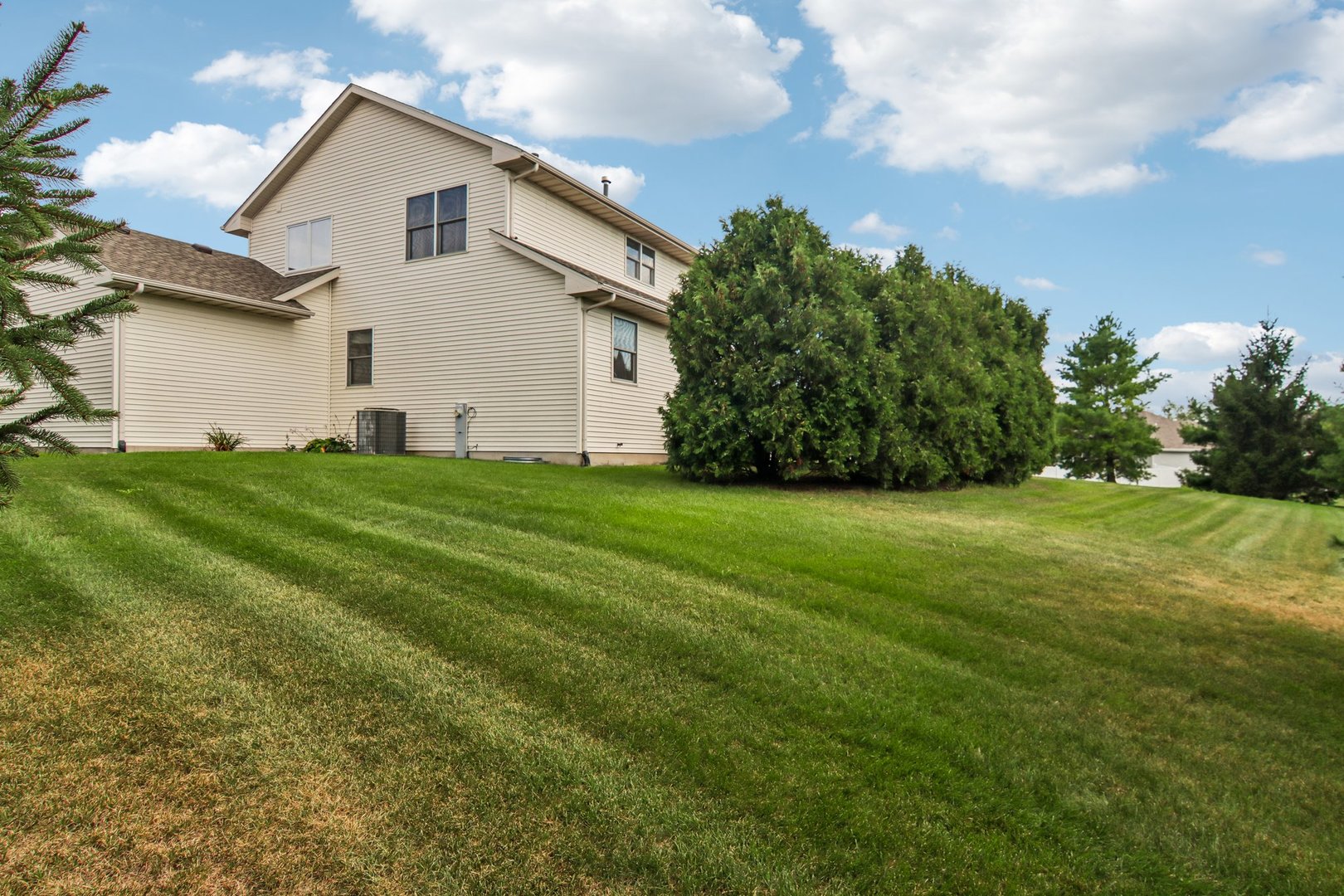 4478 Tufted Deer Court Property Photo 35