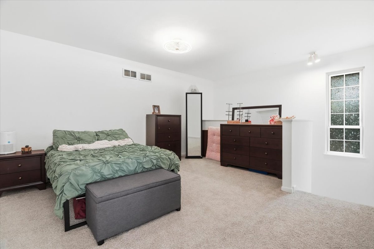 649 Beth Court Property Photo 13