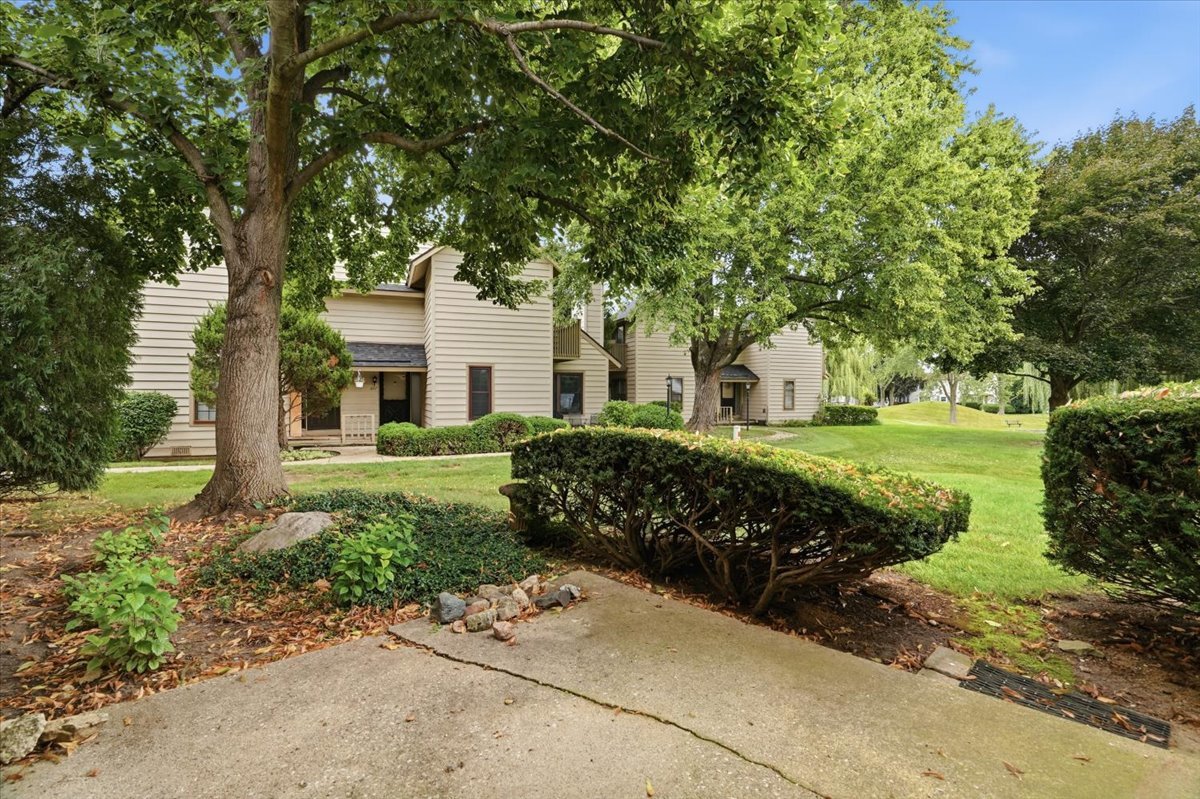 649 Beth Court Property Photo 17
