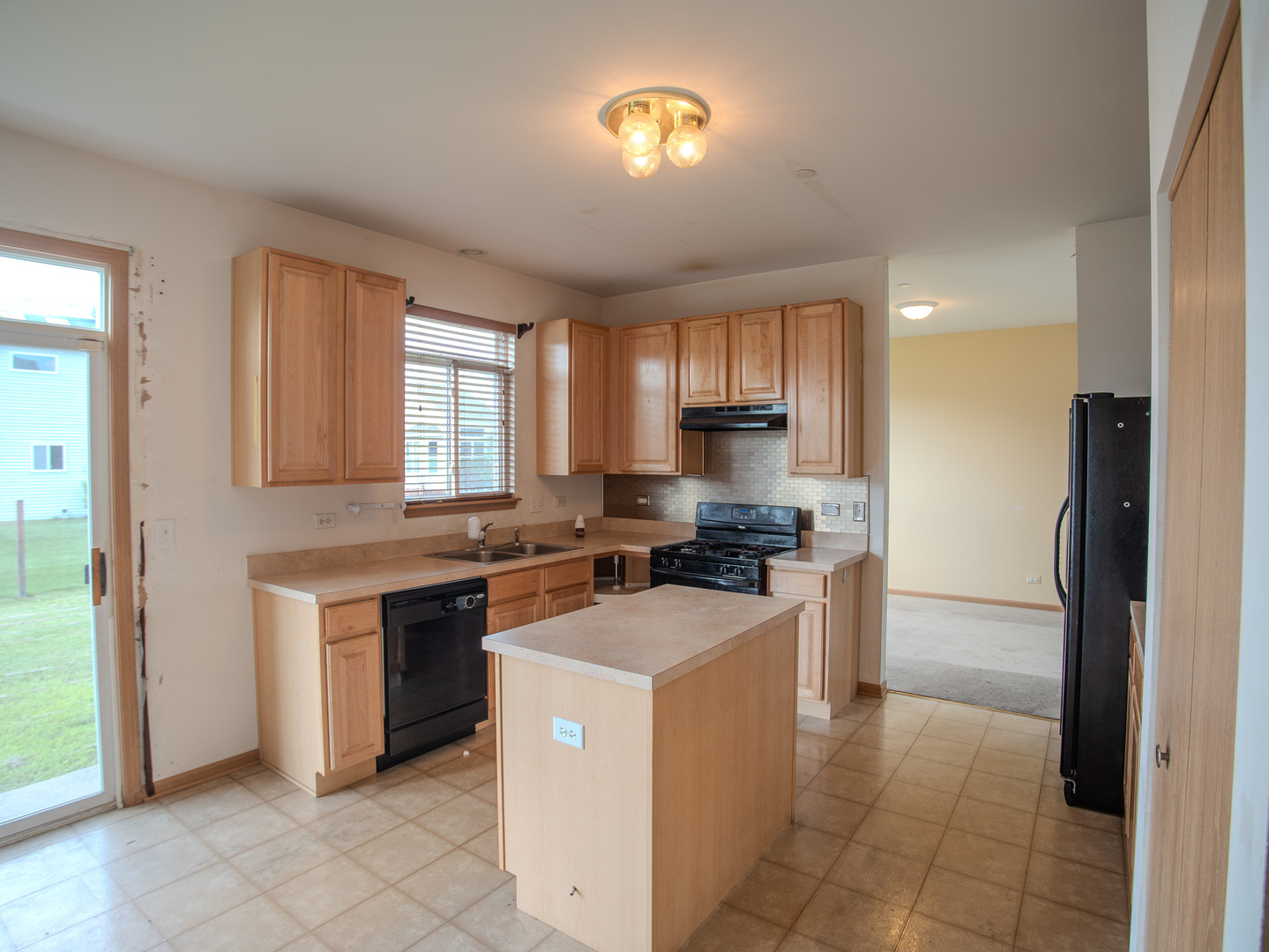 21300 Pasture Side Trail Property Photo 7