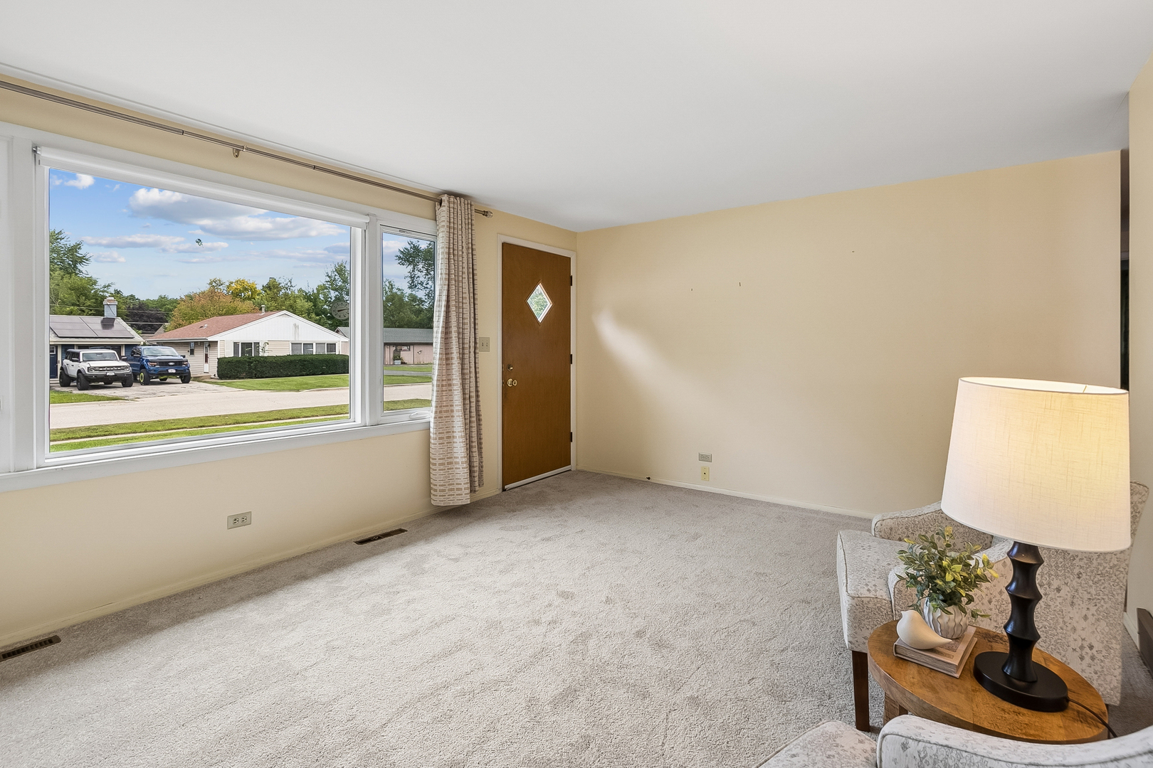 153 School Street Property Photo 5