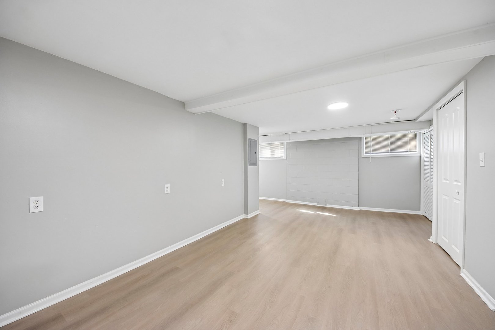 16207 Marshfield Avenue Property Photo 12