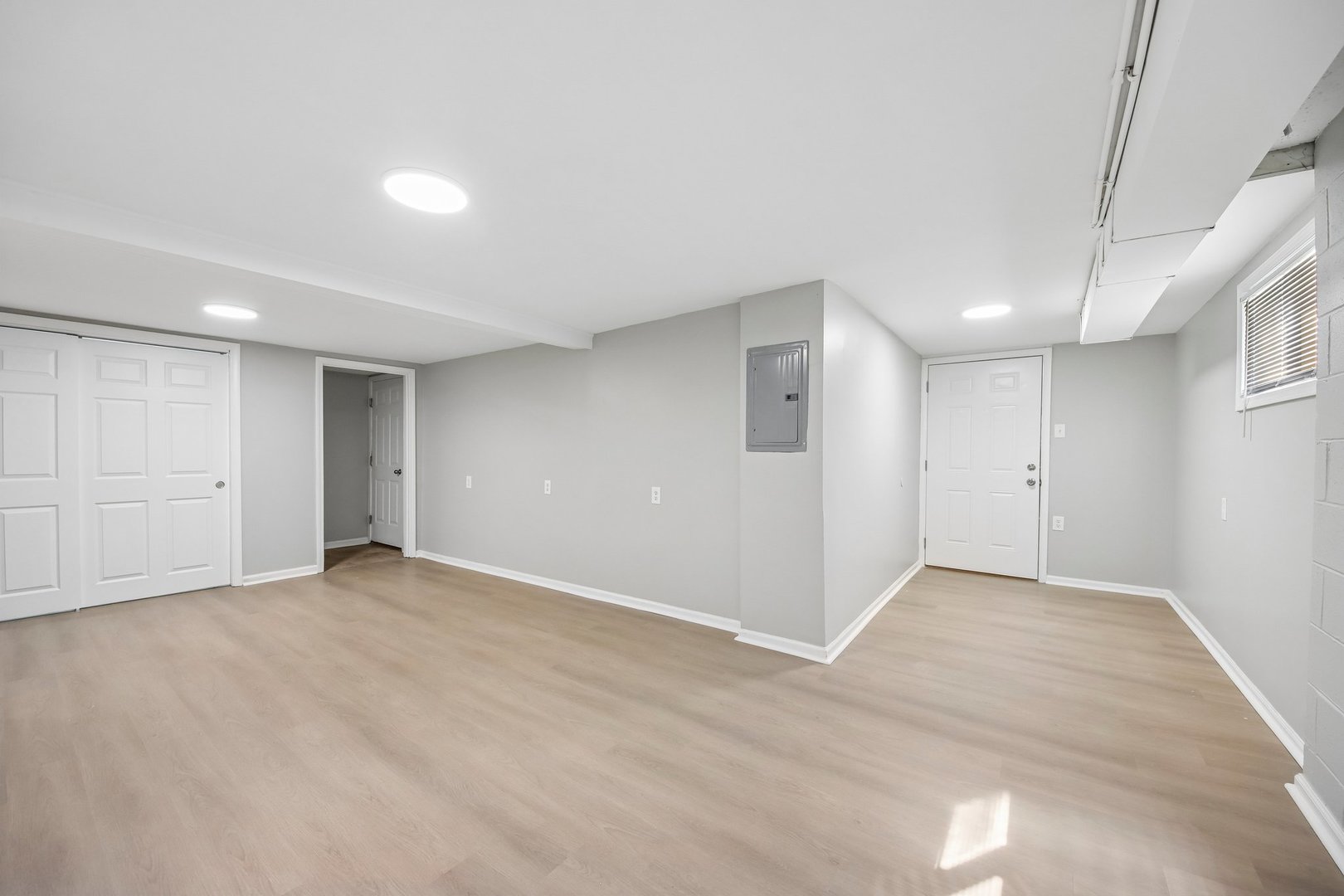 16207 Marshfield Avenue Property Photo 13
