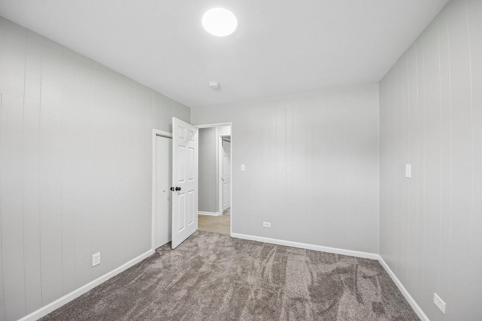 16207 Marshfield Avenue Property Photo 14