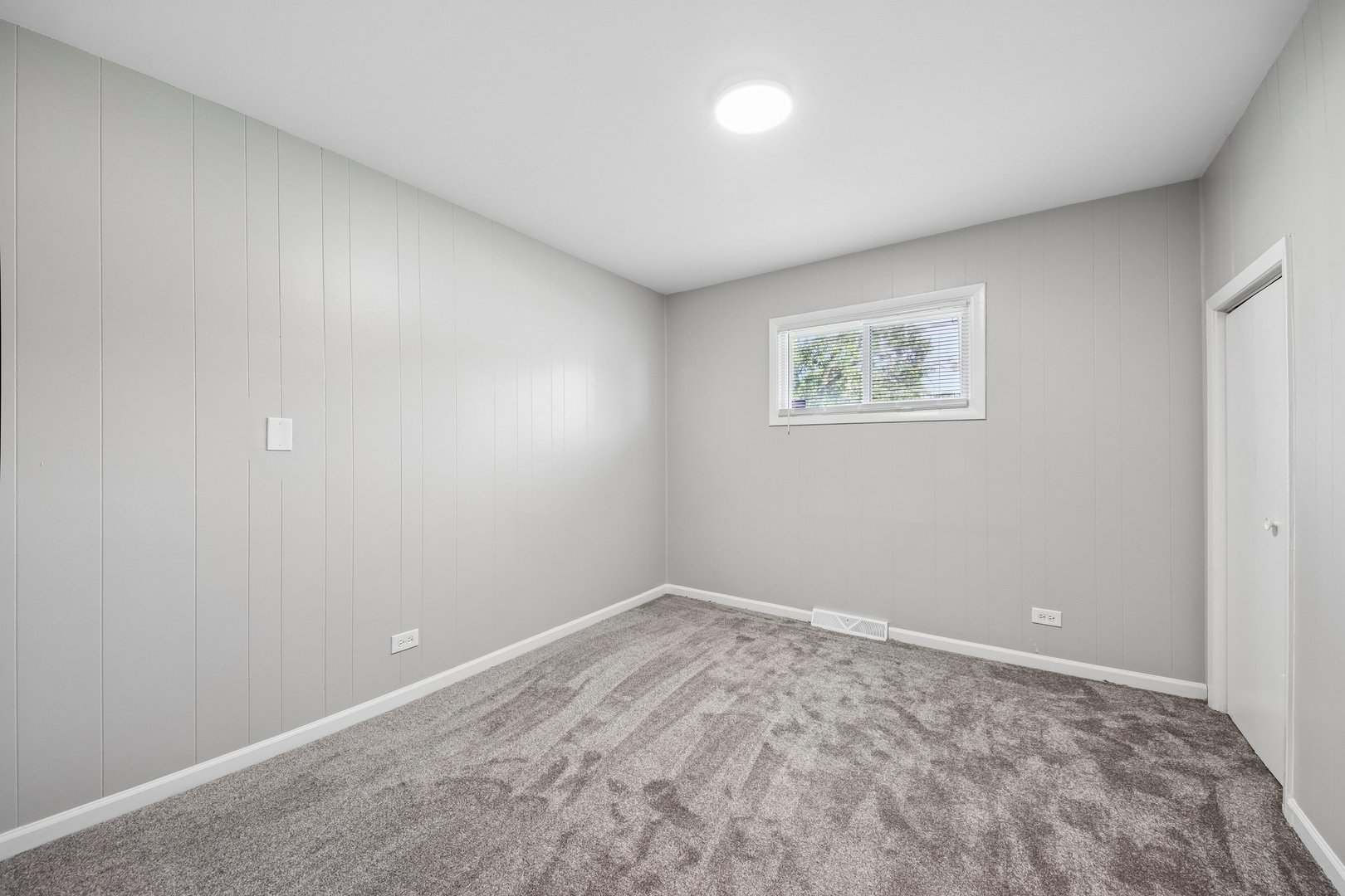 16207 Marshfield Avenue Property Photo 17