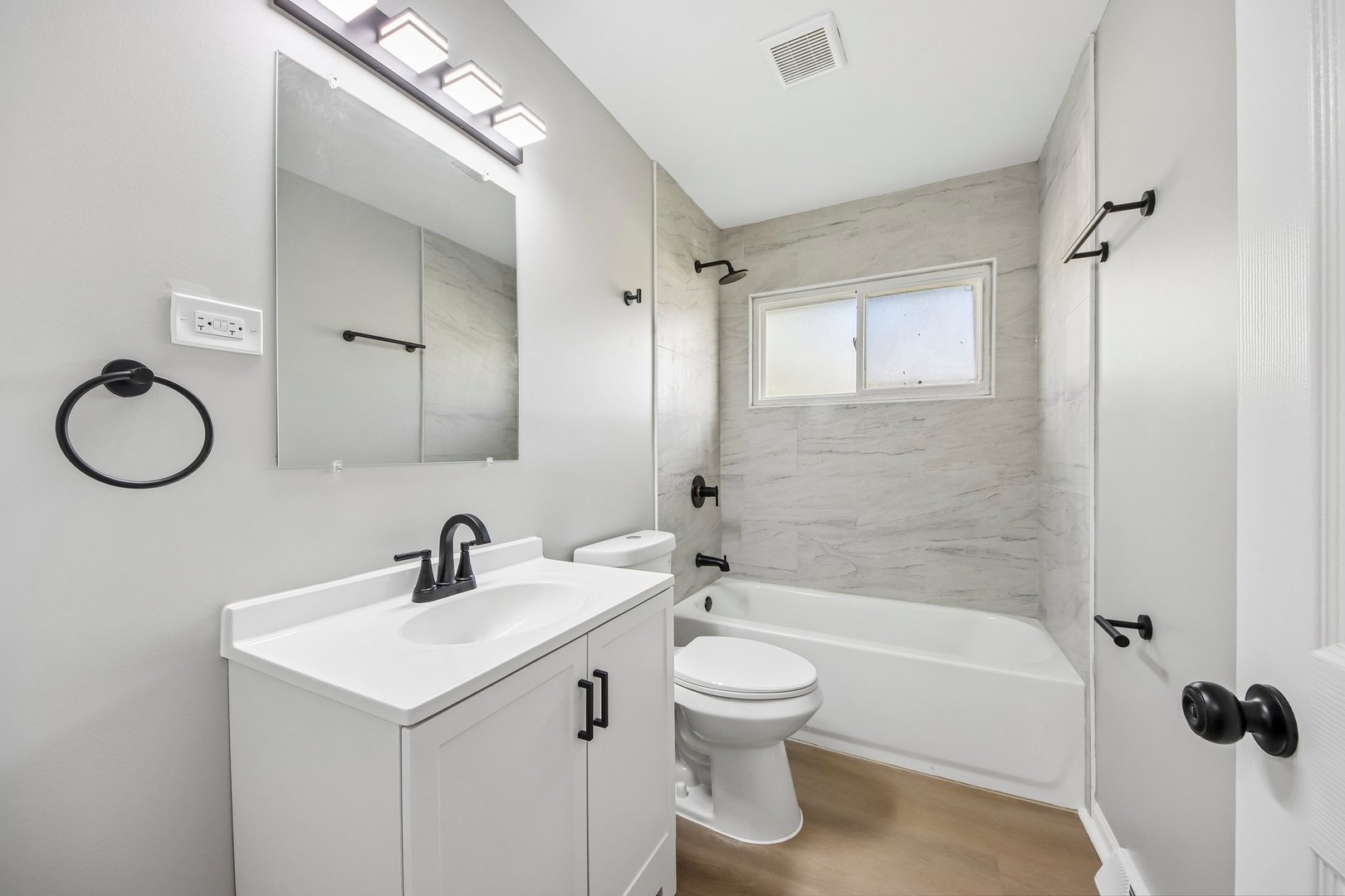 16207 Marshfield Avenue Property Photo 19