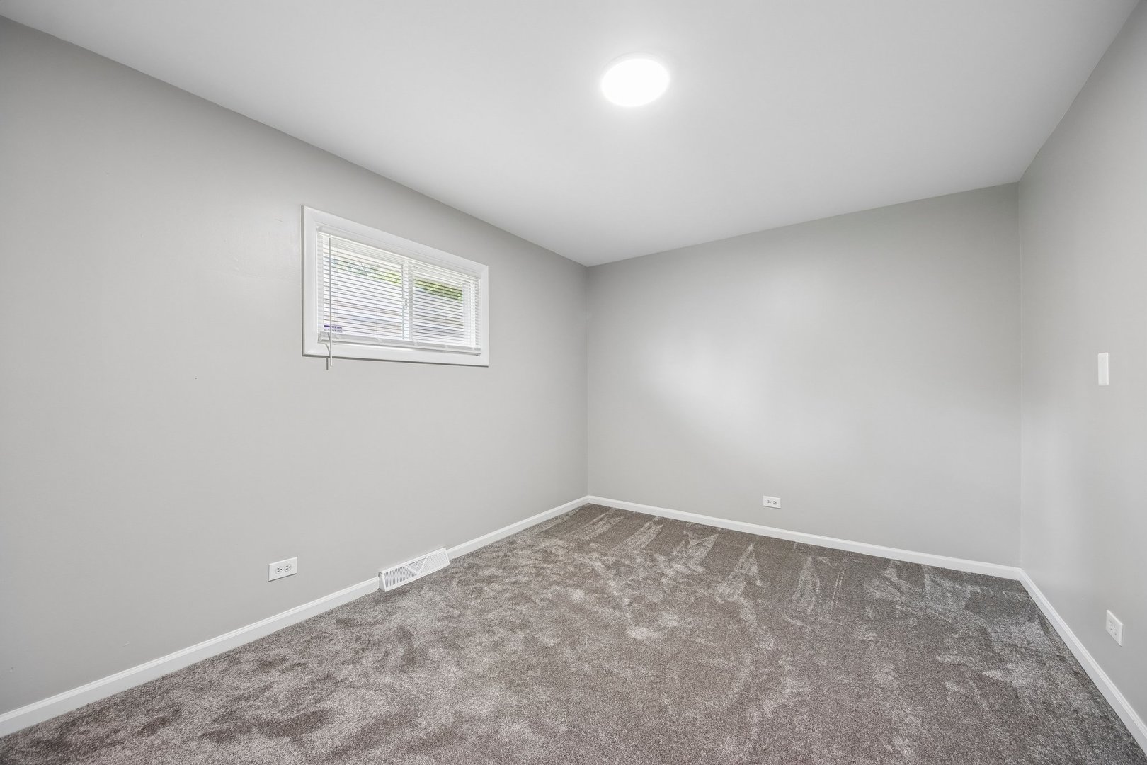 16207 Marshfield Avenue Property Photo 23