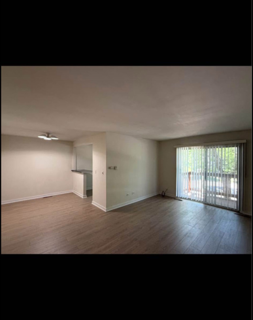 133 E Winchester Road D Property Photo 2