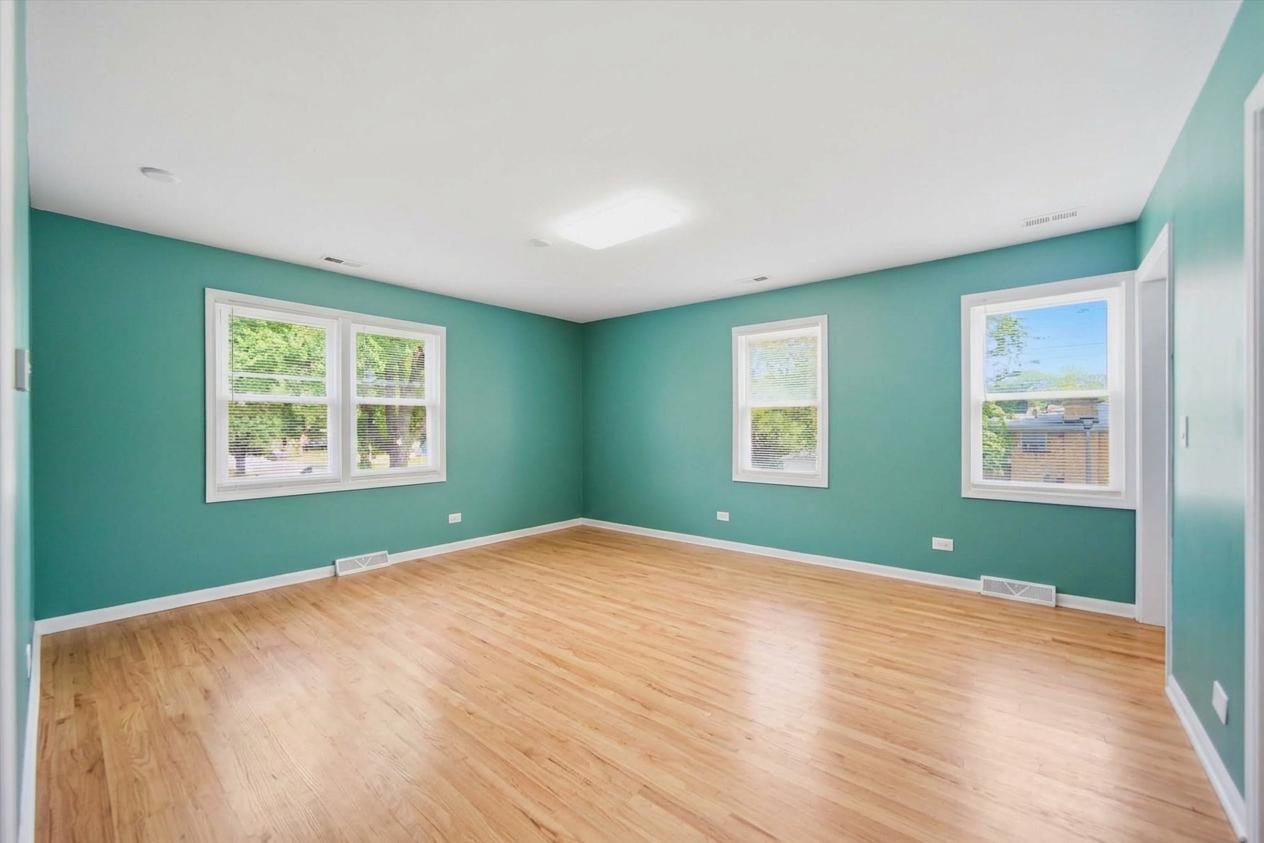 9206 Kostner Avenue Property Photo 14