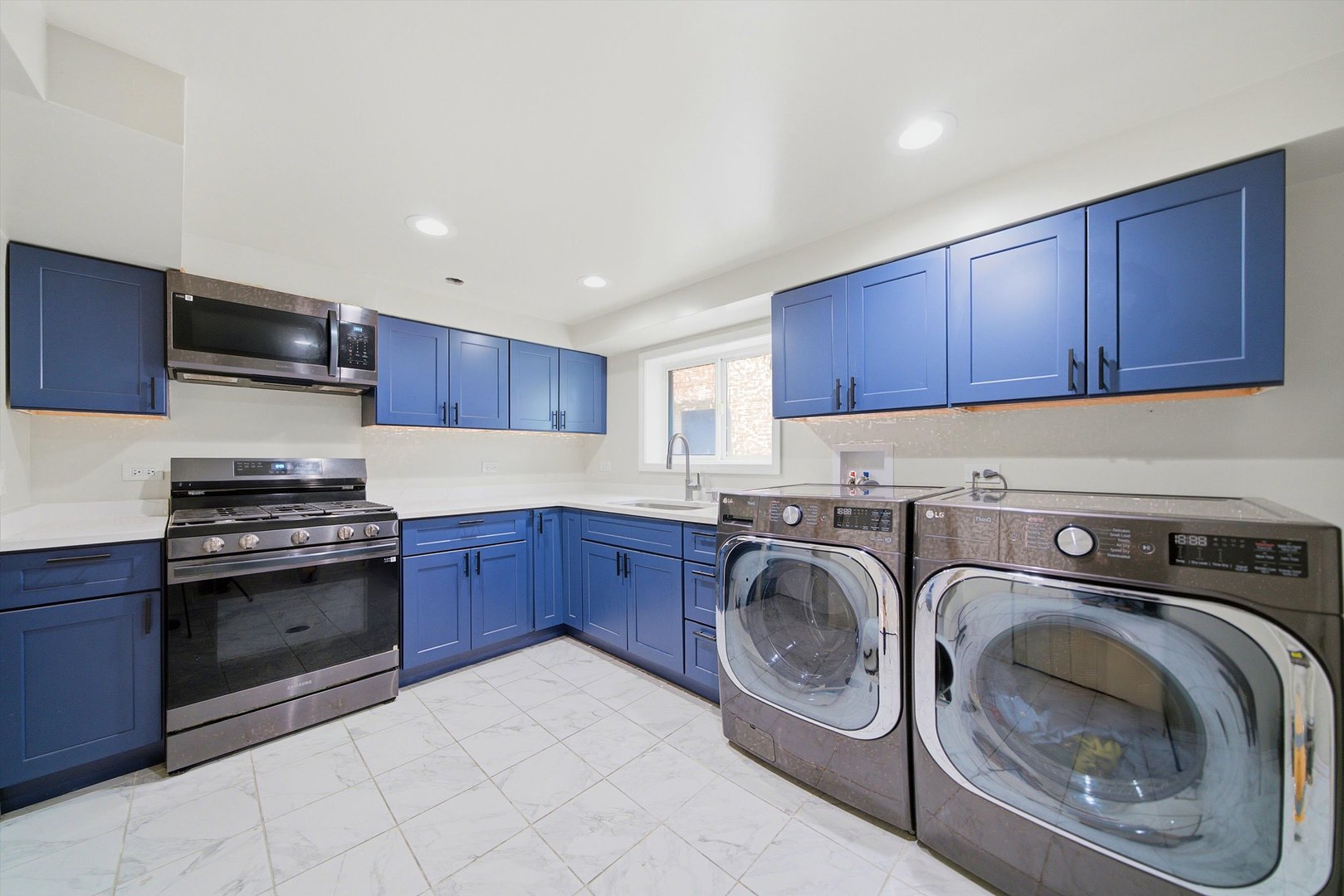 9206 Kostner Avenue Property Photo 23