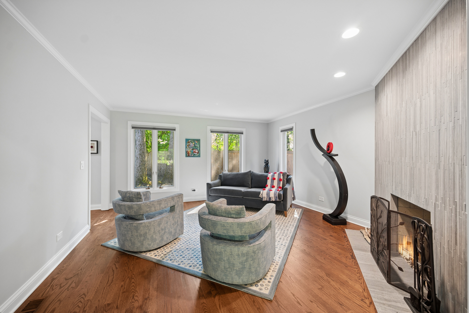 723 Detamble Avenue Property Photo 4