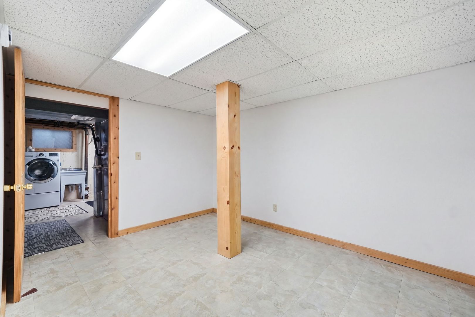 1112 Regency Lane Property Photo 23