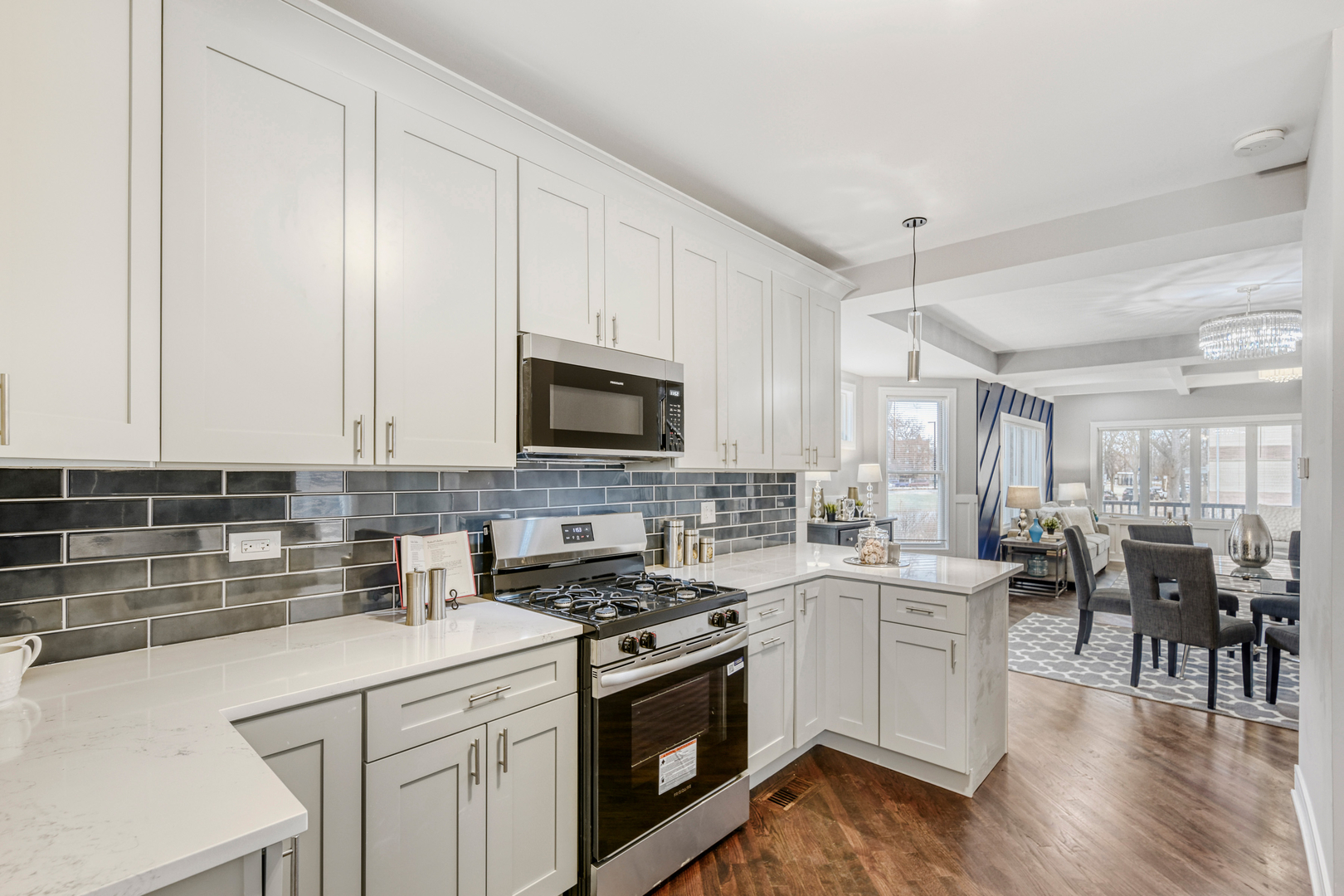 1837 W 104th Street Property Photo 6