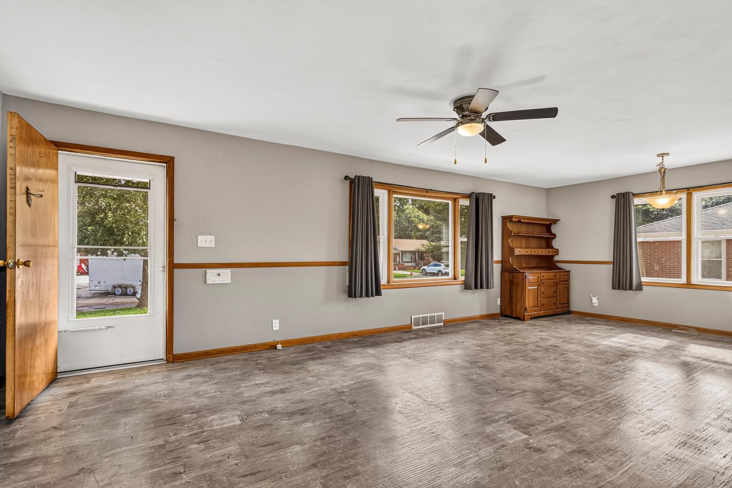 1217 Gertrude Avenue Property Photo 5