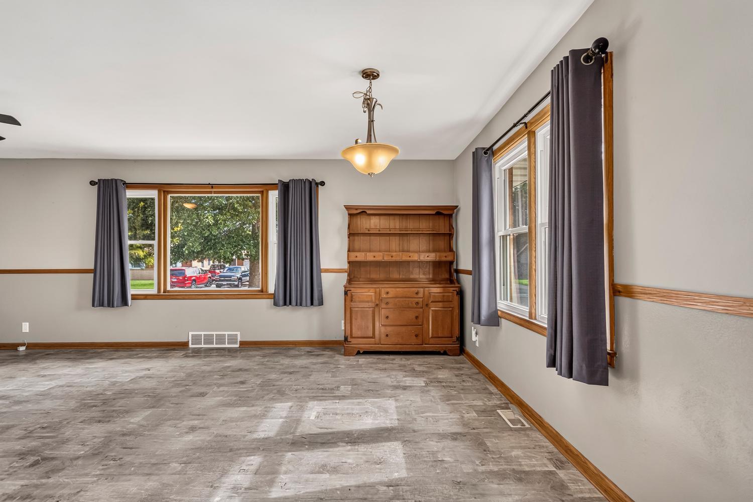 1217 Gertrude Avenue Property Photo 8