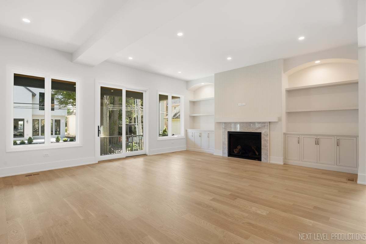 664 N Webster Street Property Photo 15