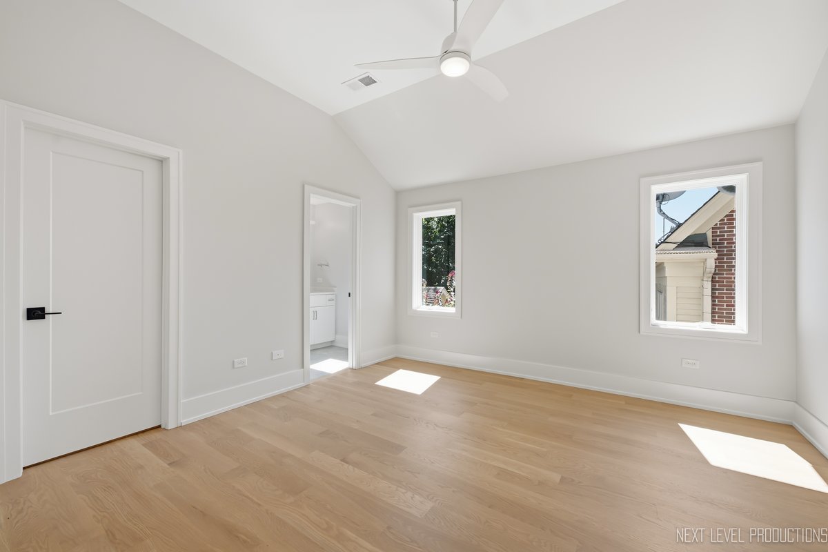 664 N Webster Street Property Photo 29