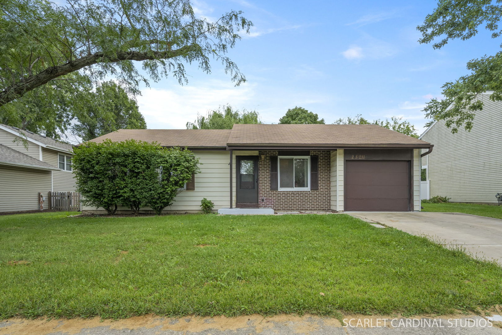 2S211 Sanchez Drive Property Photo 1