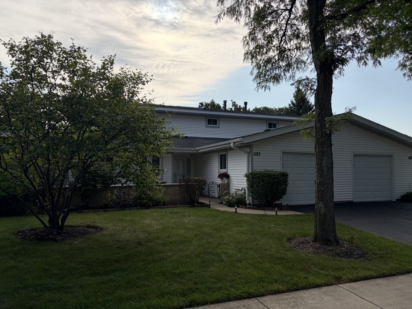 1125 Taunton Court Property Photo 7