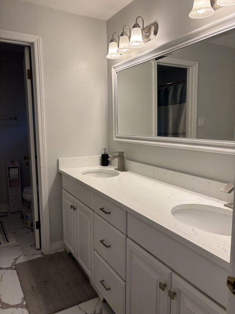 1125 Taunton Court Property Photo 20