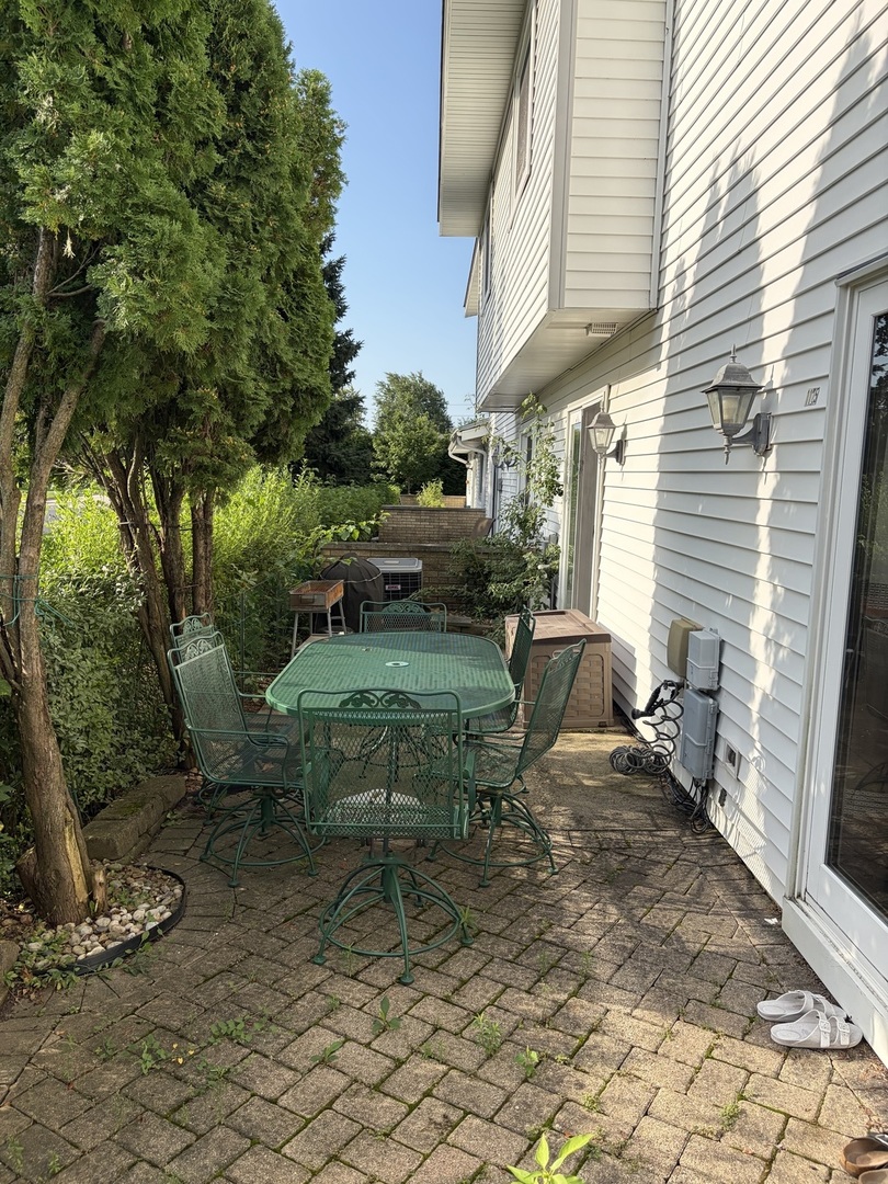1125 Taunton Court Property Photo 43