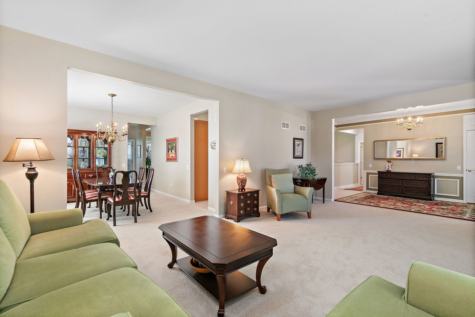 12801 Green Meadow Avenue Property Photo 3