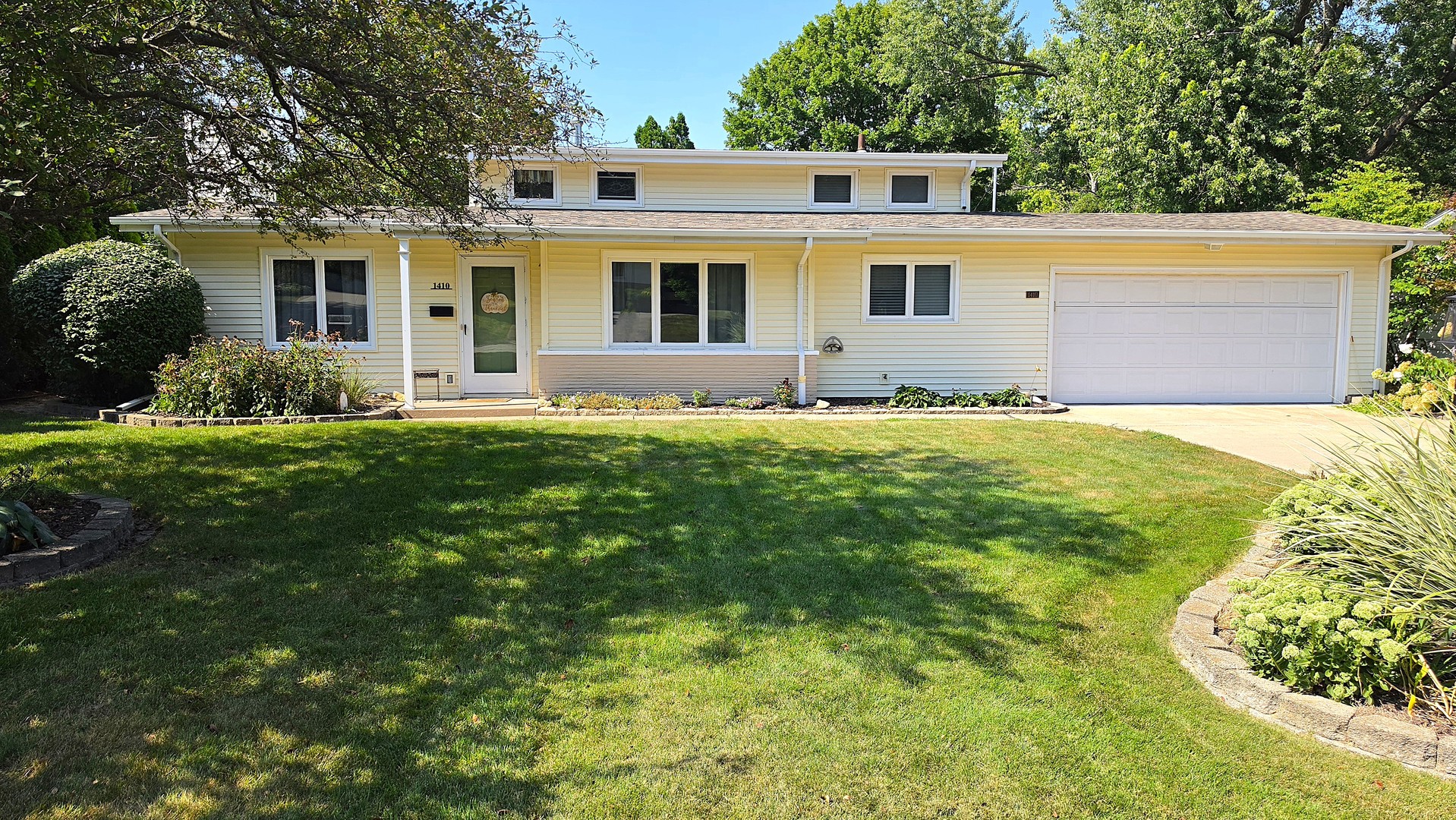 1410 Broadview Drive Property Photo 1