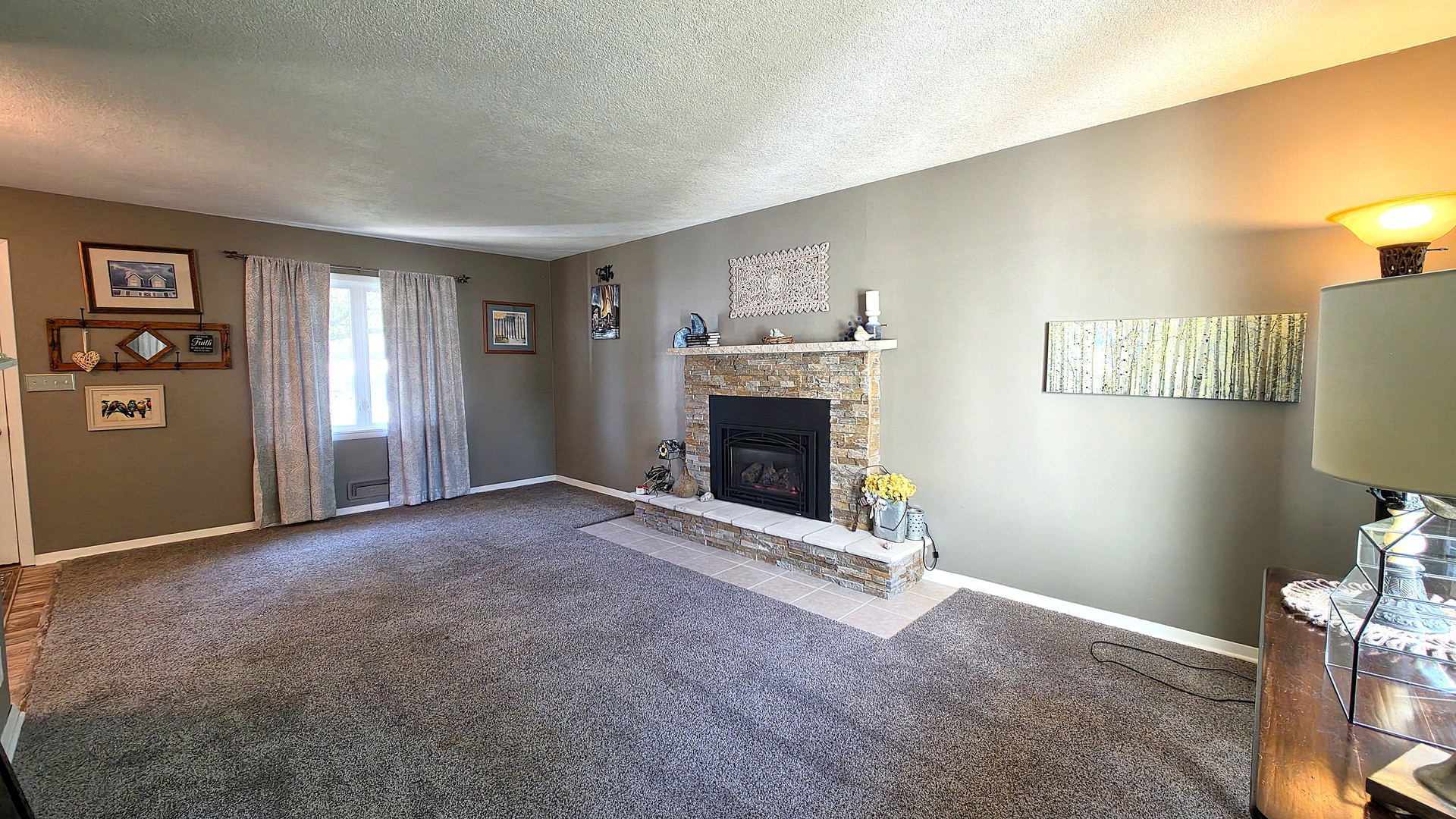 1410 Broadview Drive Property Photo 5
