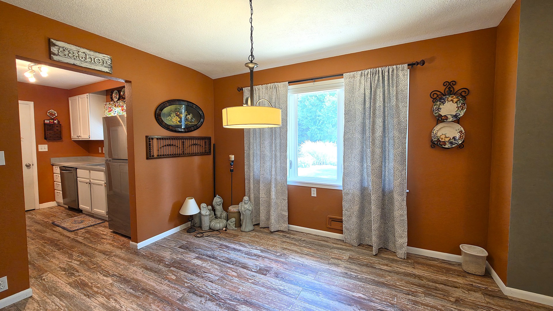 1410 Broadview Drive Property Photo 7