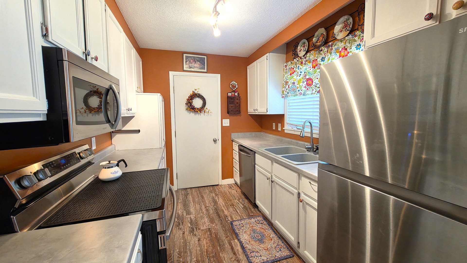1410 Broadview Drive Property Photo 9