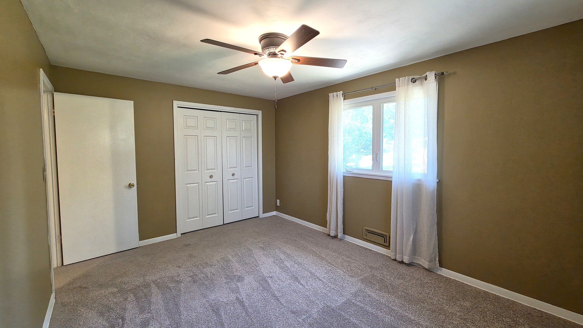 1410 Broadview Drive Property Photo 12