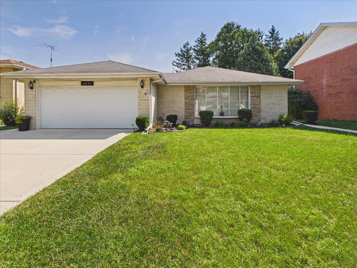 1511 Miami Lane Property Photo 2