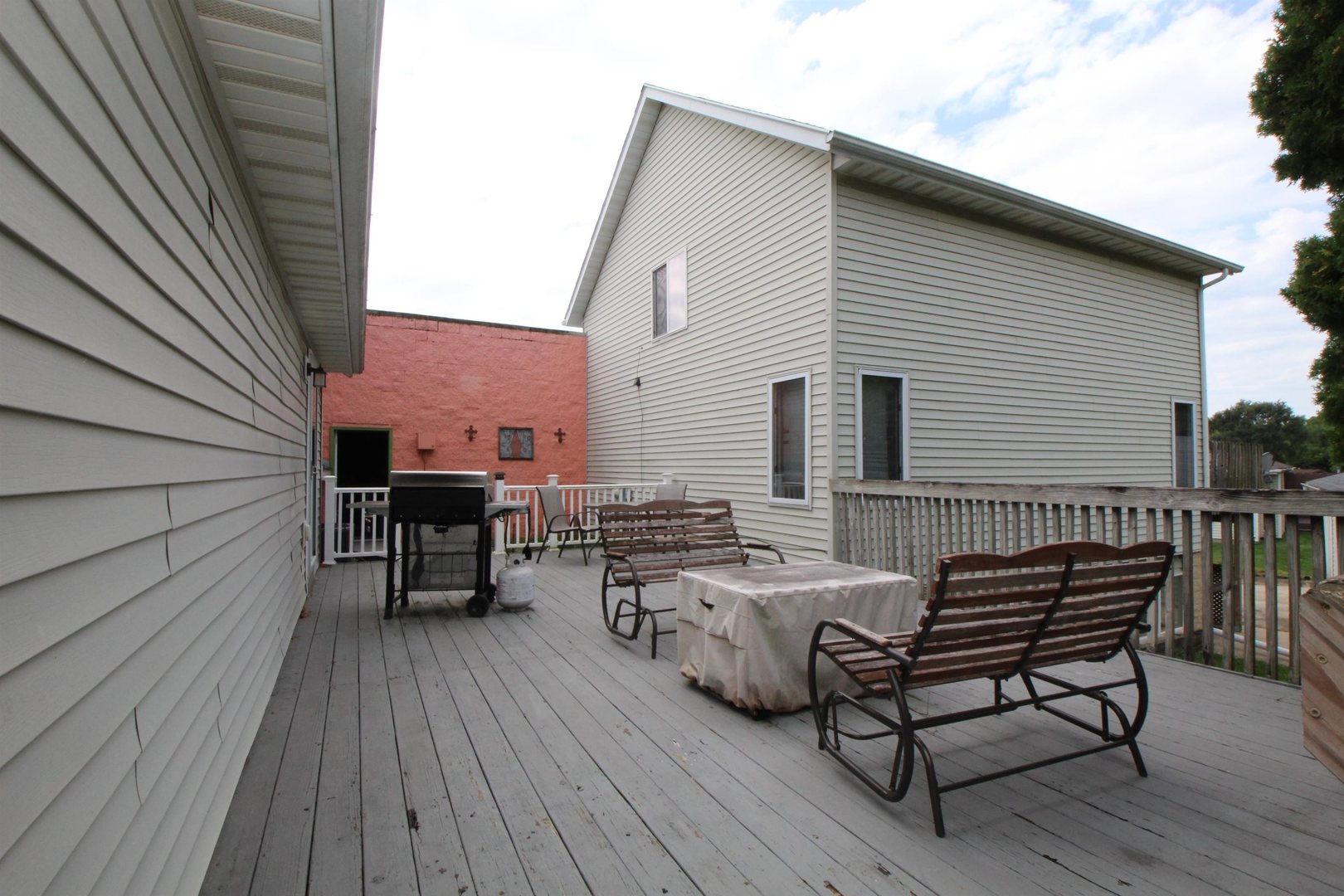 5592 Wickford Lane Property Photo 10