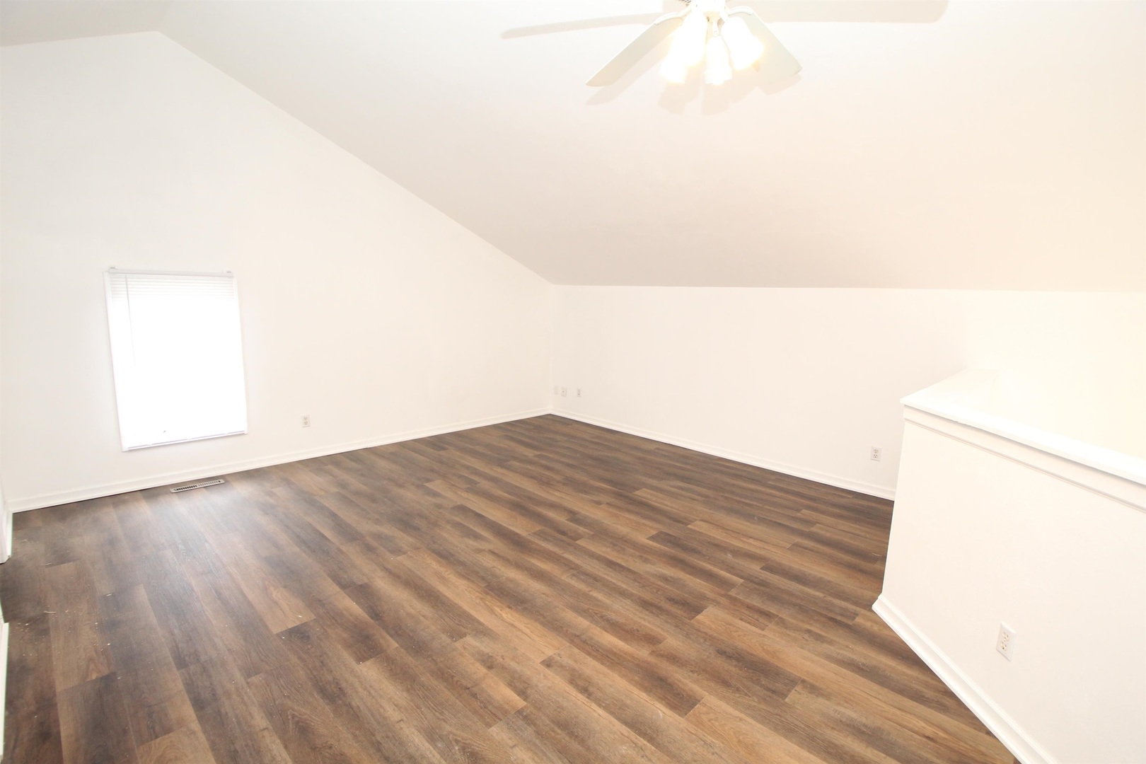 5592 Wickford Lane Property Photo 15
