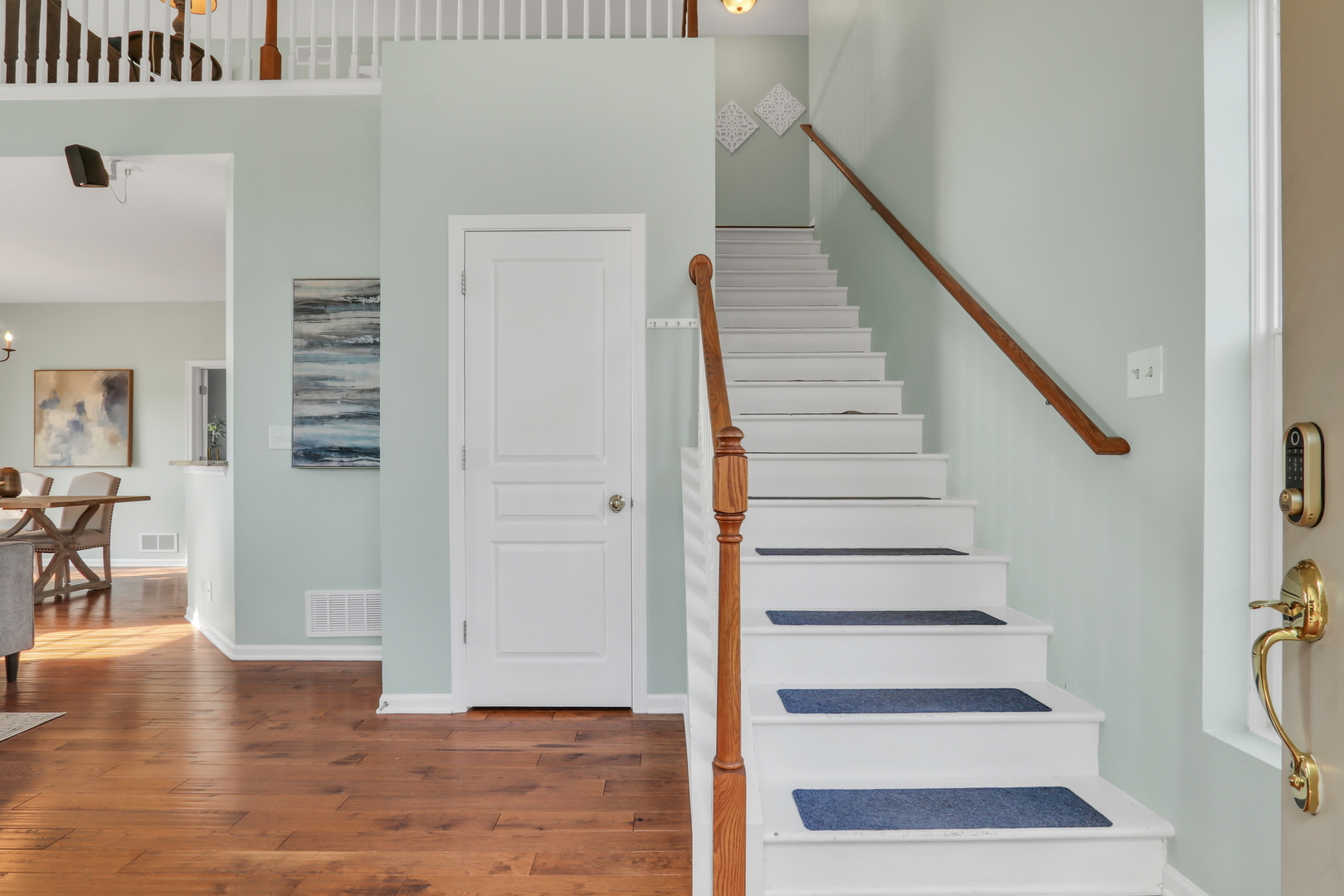 2833 Waterfront Avenue Property Photo 6