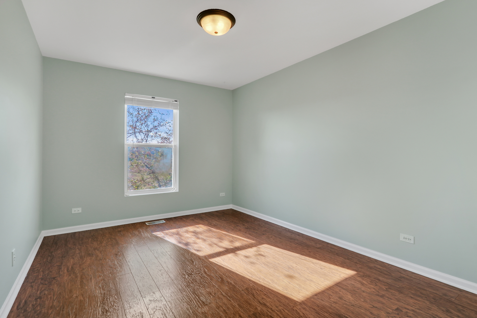 2833 Waterfront Avenue Property Photo 27