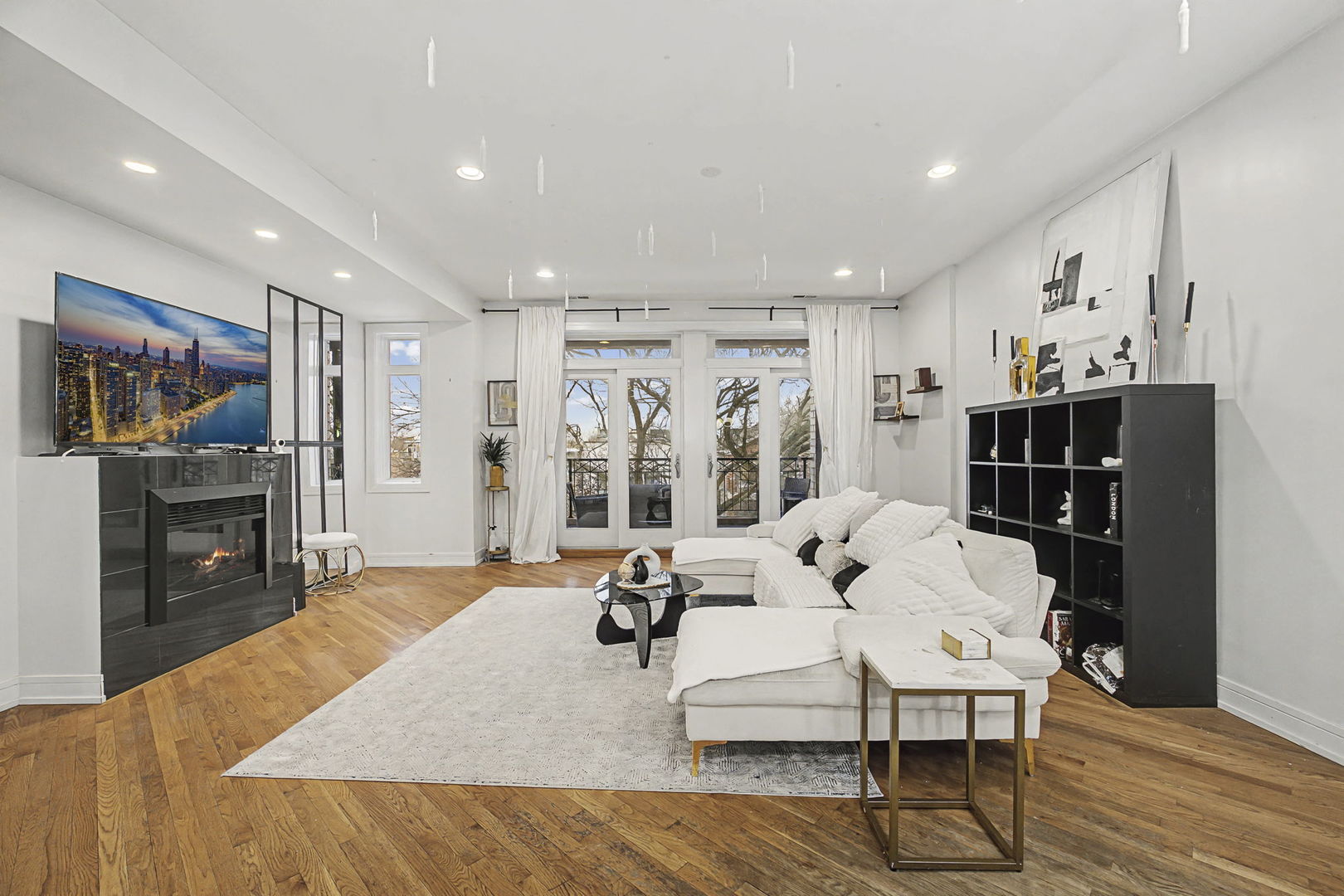 12751518 Property Photo 3