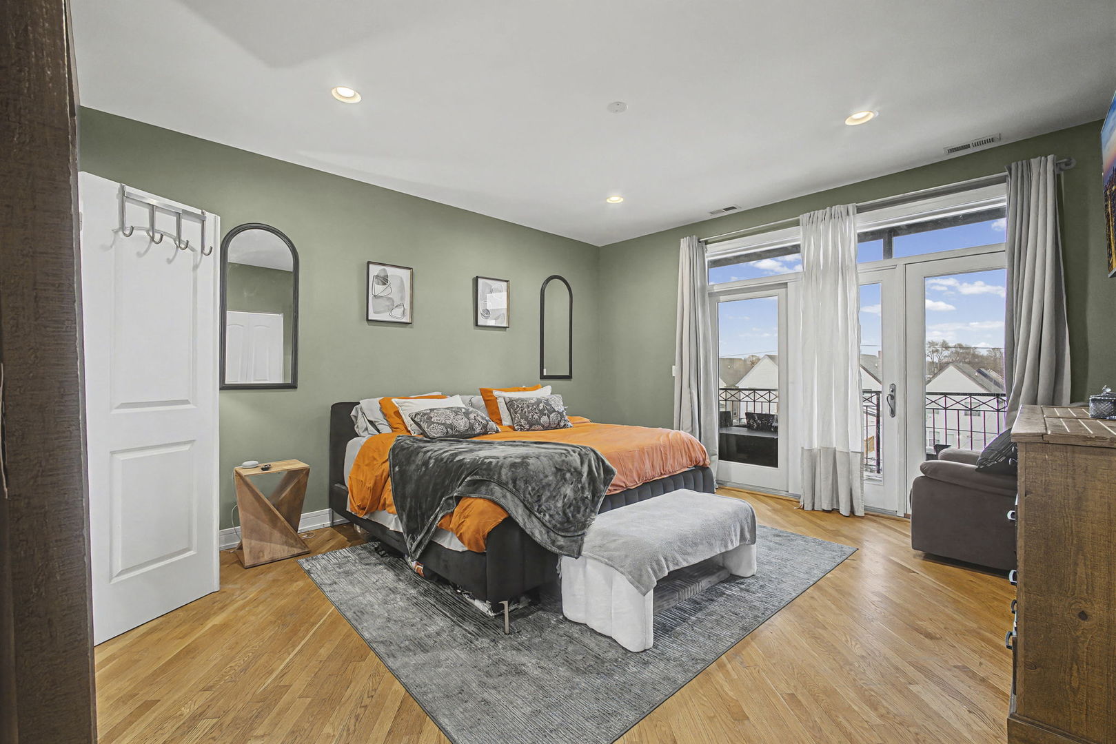12751518 Property Photo 11