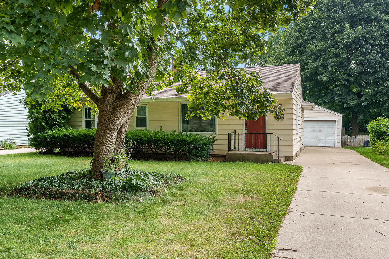 1507 GORHAM Place Property Photo 1