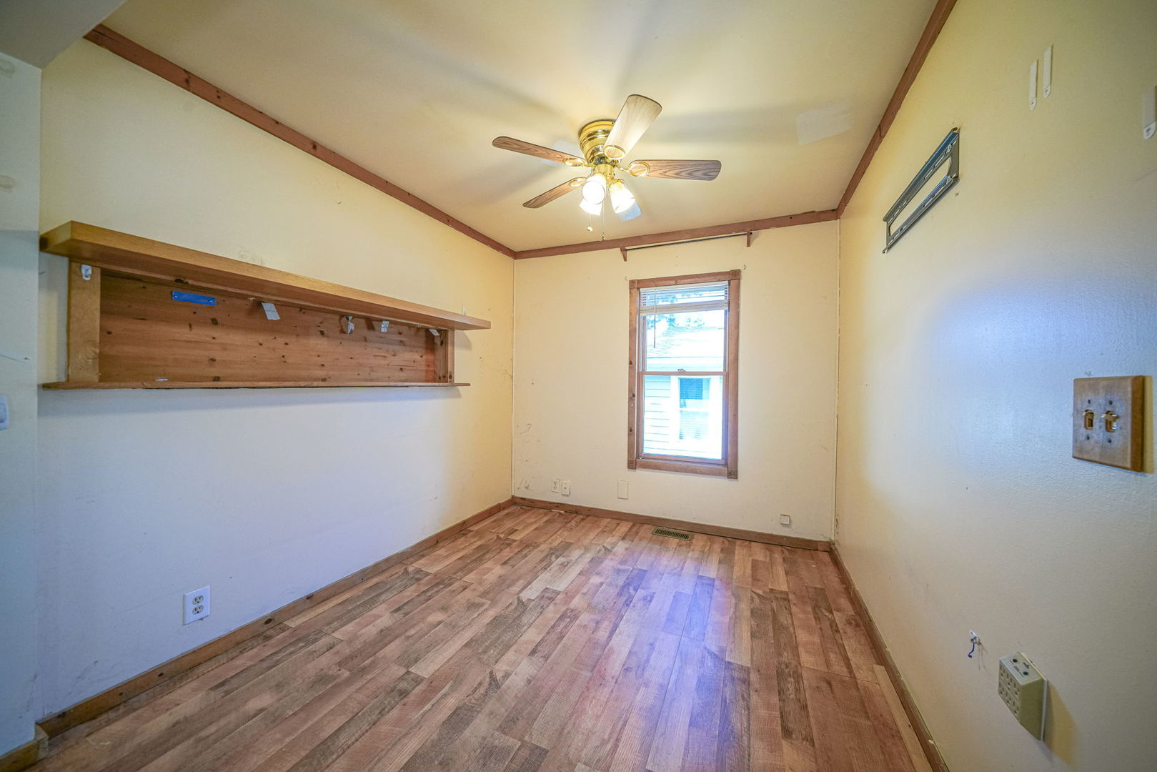 710 Glidden Avenue Property Photo 9