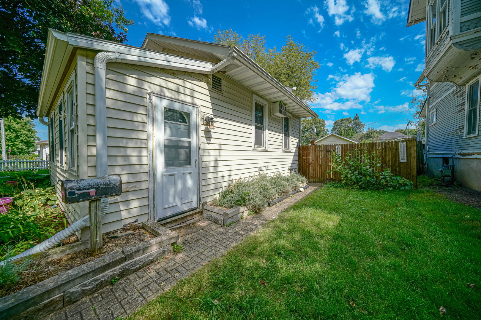 710 Glidden Avenue Property Photo 24