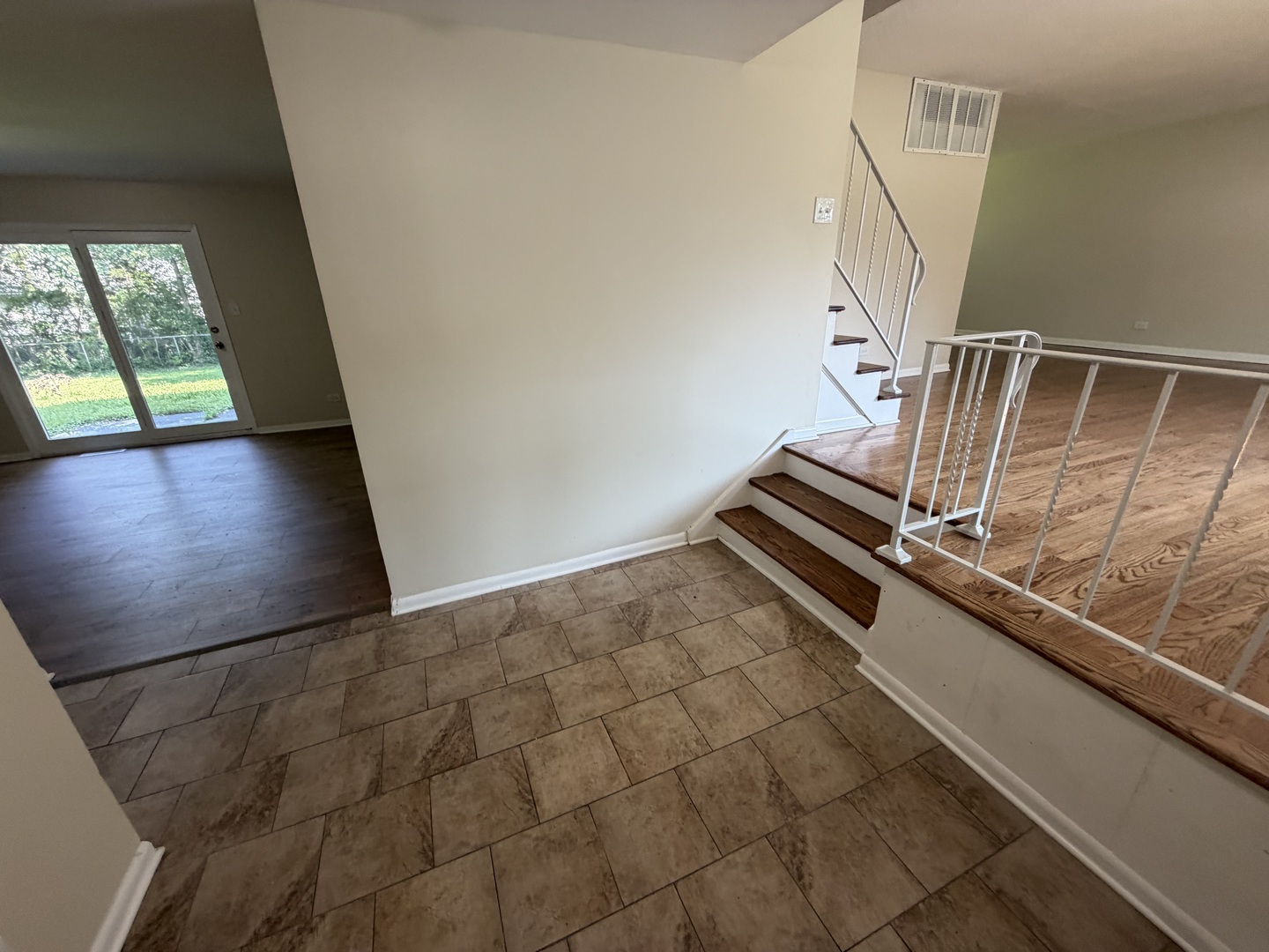 4708 176th Place Property Photo 2