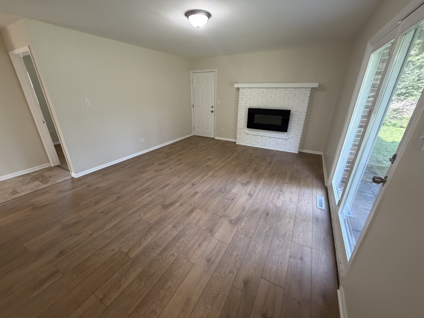 4708 176th Place Property Photo 8
