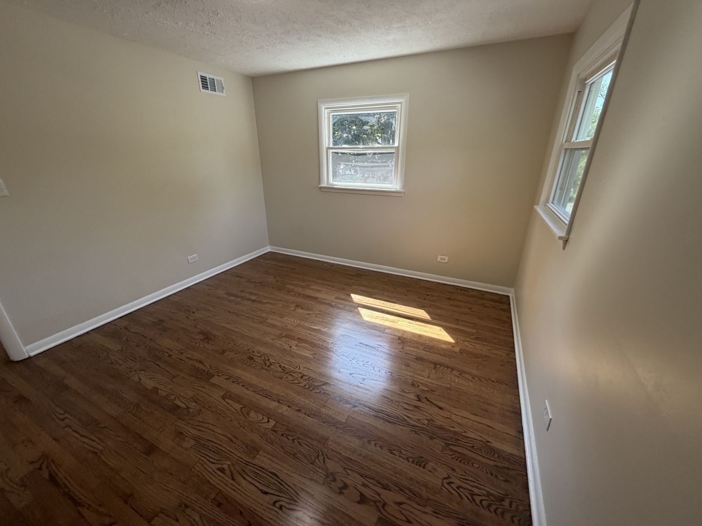 4708 176th Place Property Photo 12