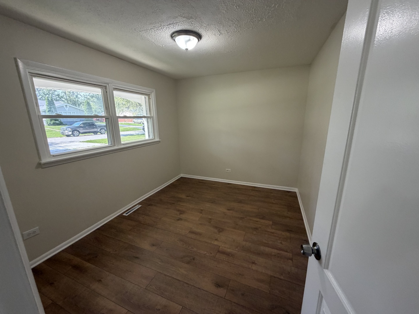 4708 176th Place Property Photo 16