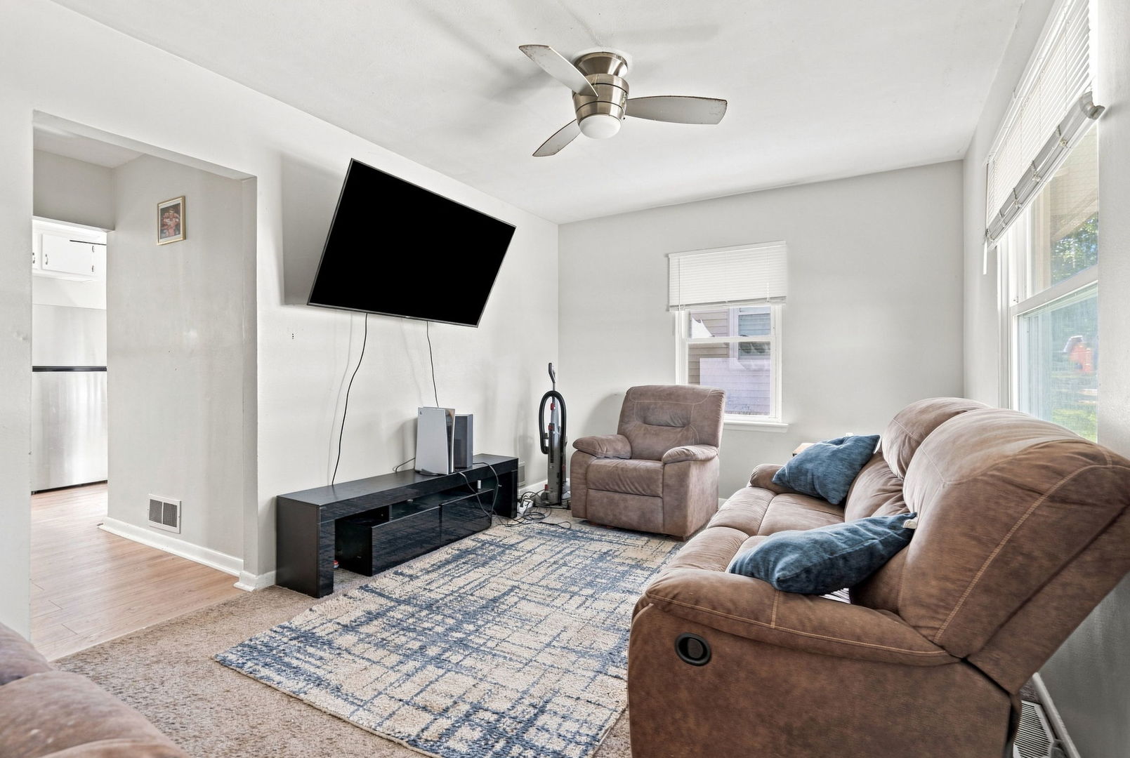 1839 31st Street Property Photo 3