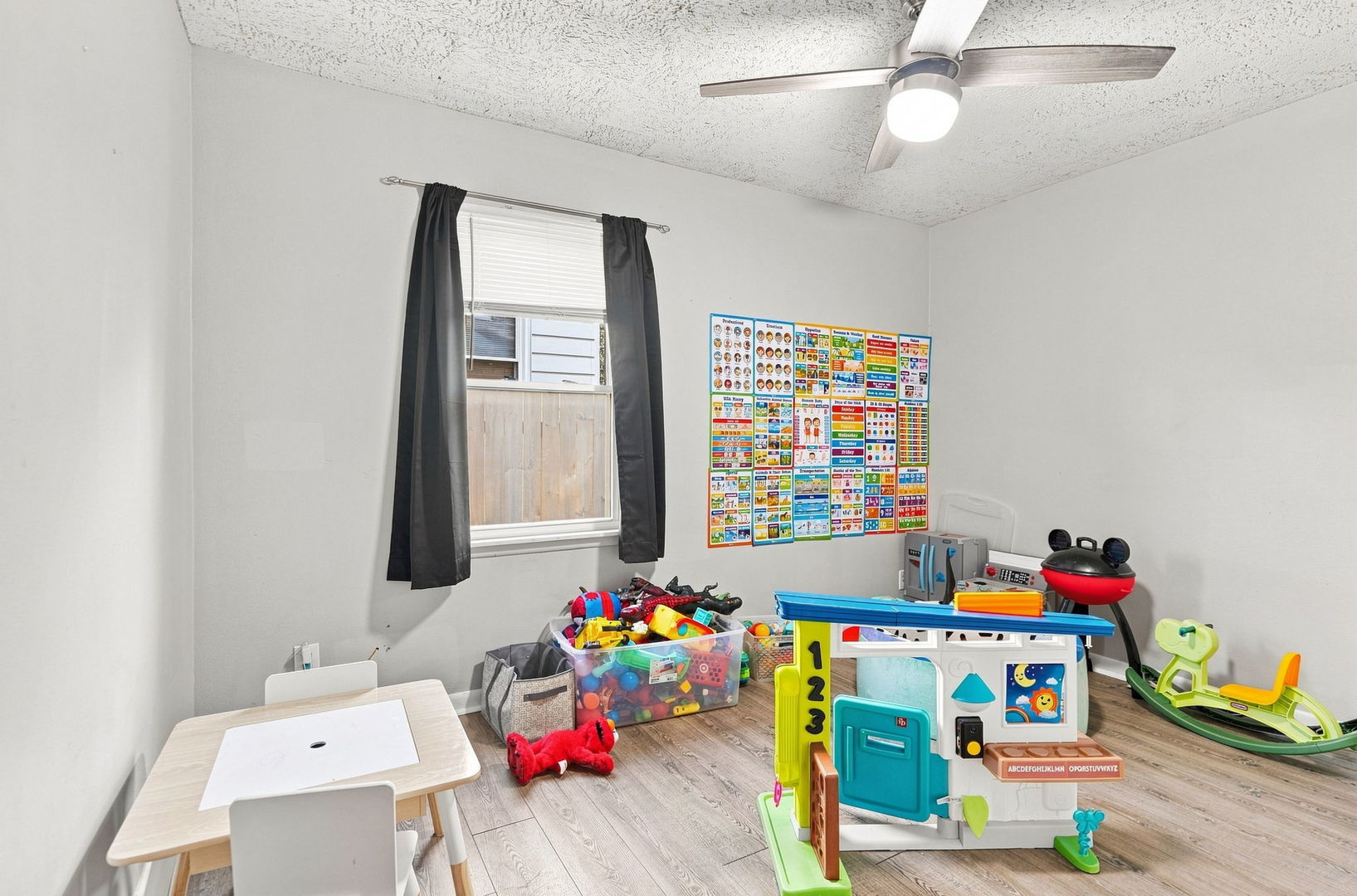 1839 31st Street Property Photo 11