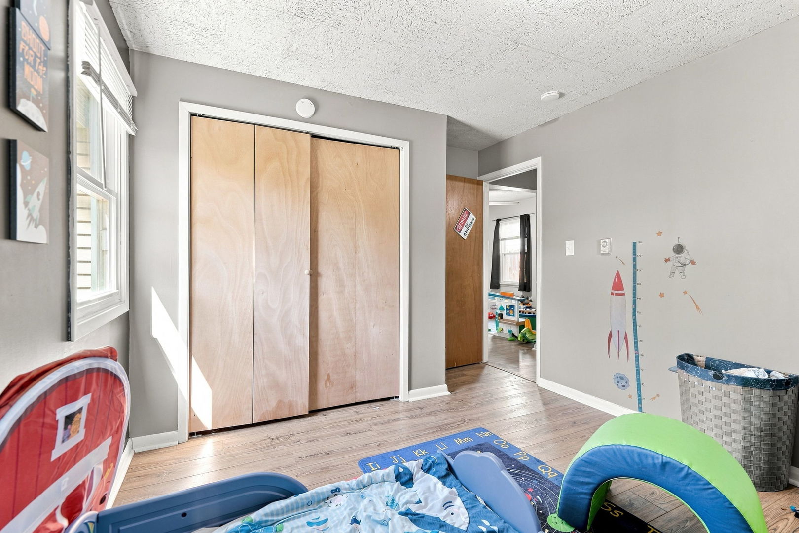 1839 31st Street Property Photo 14