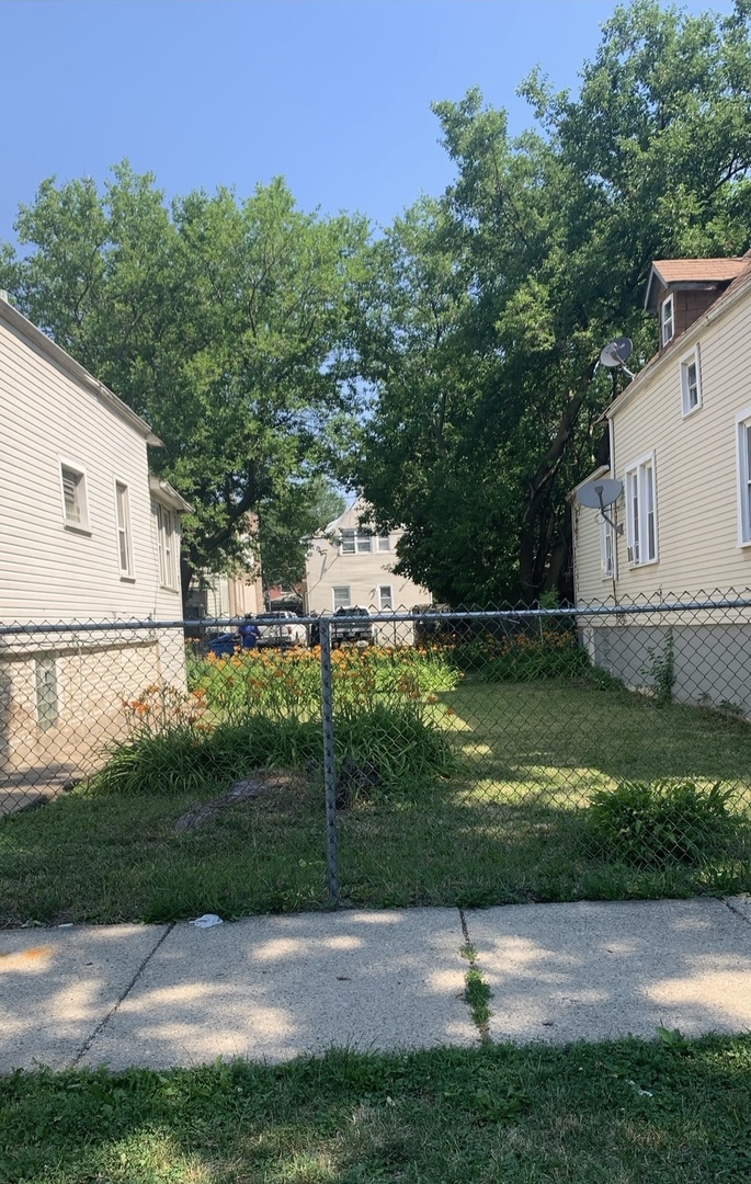 5040 W Ohio Street Property Photo 1