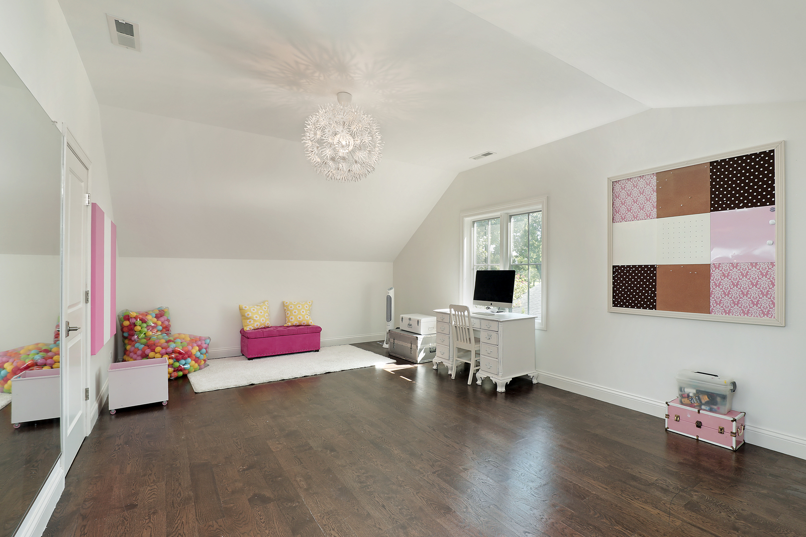 1315 Somerset Drive Property Photo 17